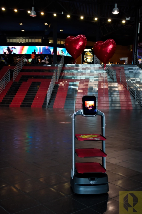 DeliveryBot_CinemaCity (3).jpg